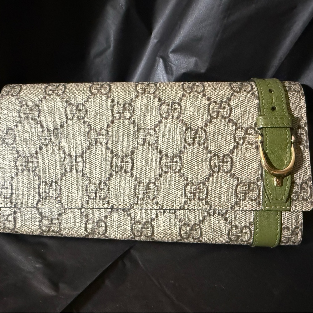 Gucci Beige Monogram Wallet Clutch with Olive Green Trim